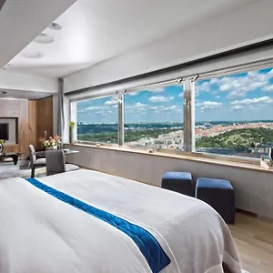 Hotel Sky